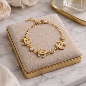 Designer Inspired Rhinestone Charm Fashion Bracelet Gold Tone Adjustable Chain